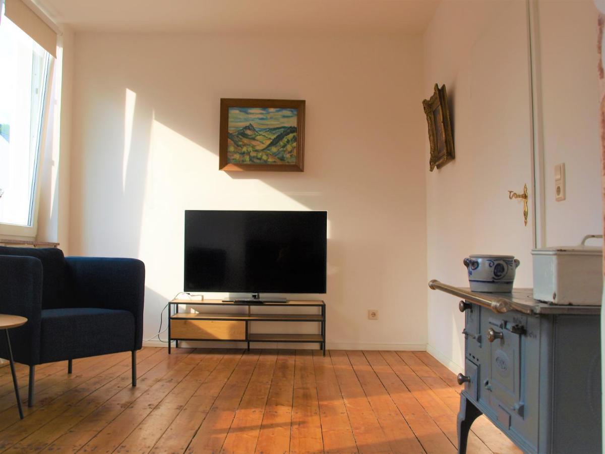 Vintage-Altbauwohnung, Smarttv & Kaffeevollautomat Idar-Oberstein Luaran gambar